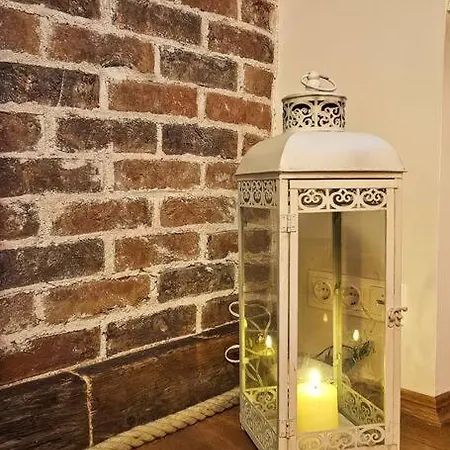 Dictumfactum Modern Viru Gates Таллин