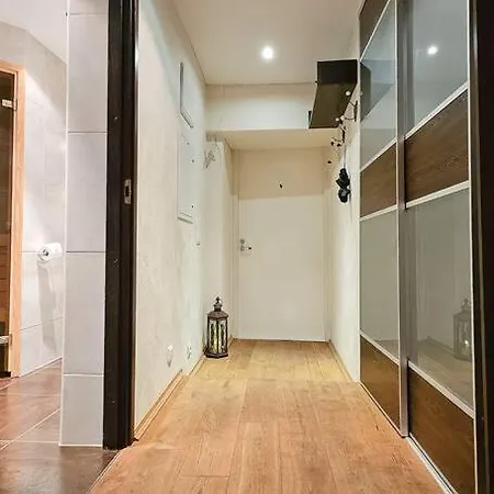 Dictumfactum Modern Viru Gates Apartmán